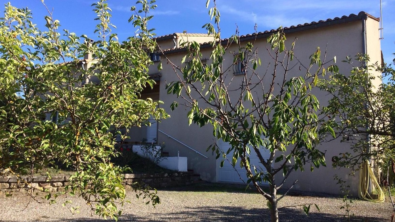 Photo of Outdoor in Pieusse