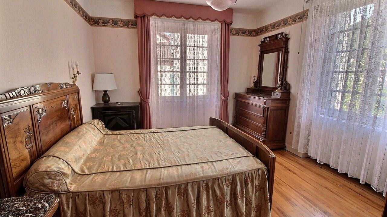 Photo of Bedroom in Seix