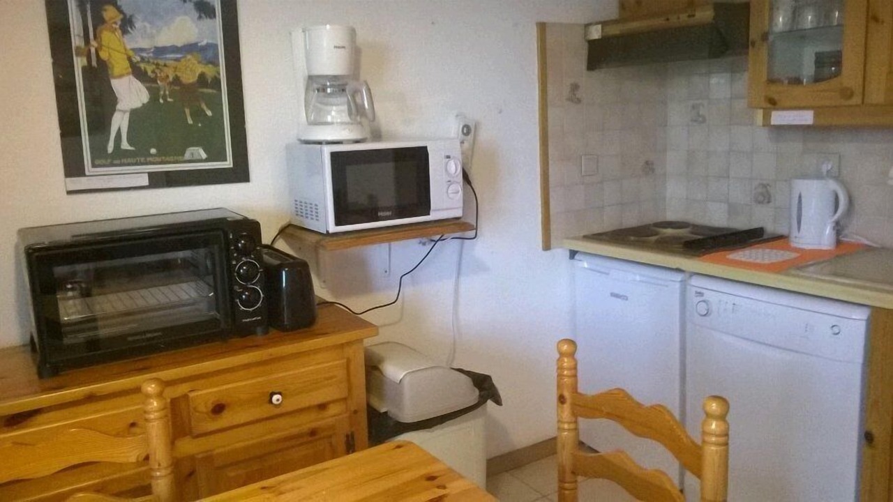 Photo of Kitchen in Pyrenees 2000