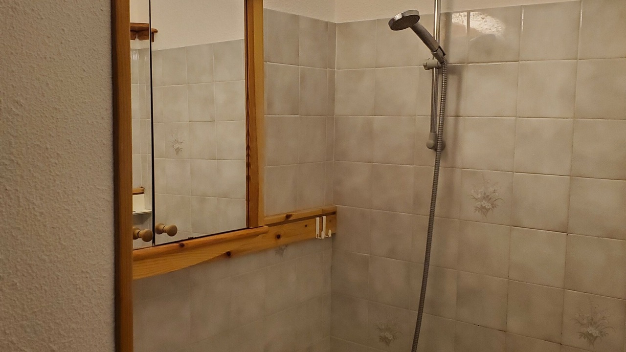 Photo of Bathroom in Pyrenees 2000