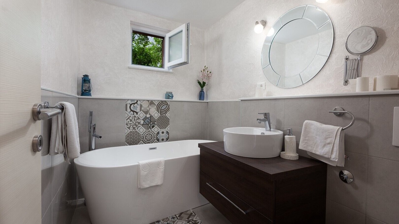 Photo of Bathroom in Bast