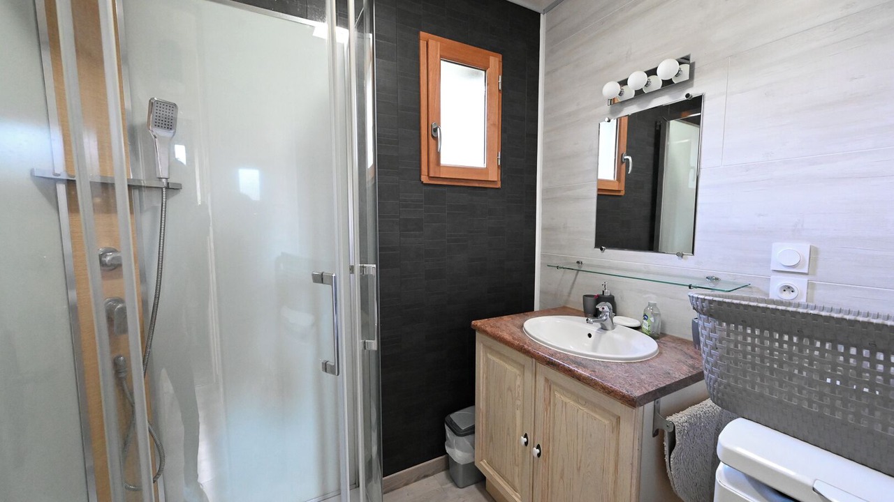 Photo of Bathroom in Gastes