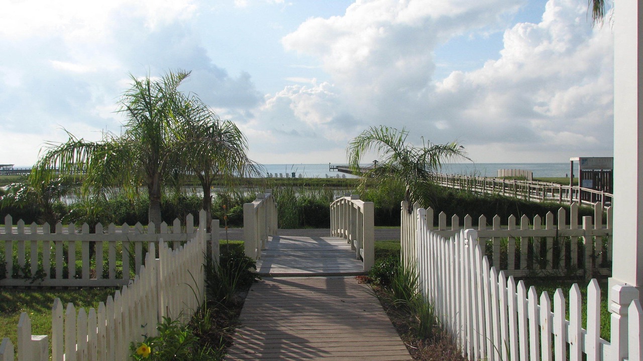Photo of Others in Sailhouse