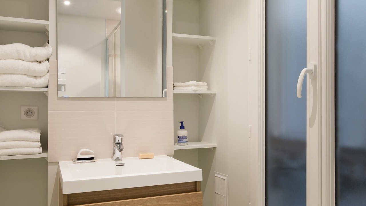 Photo of Bathroom in Batignolles