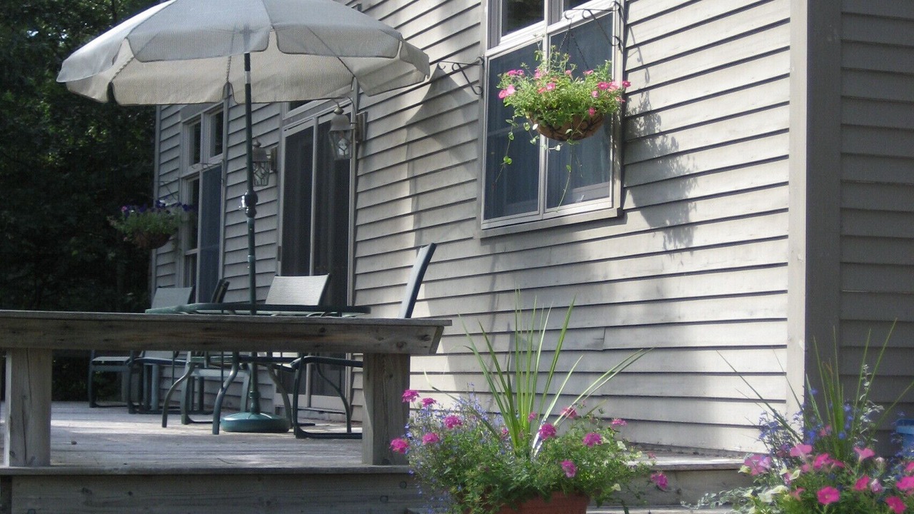 Photo of Others in Hulls Cove