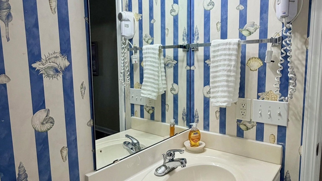 Photo of Bathroom in Sea Trail