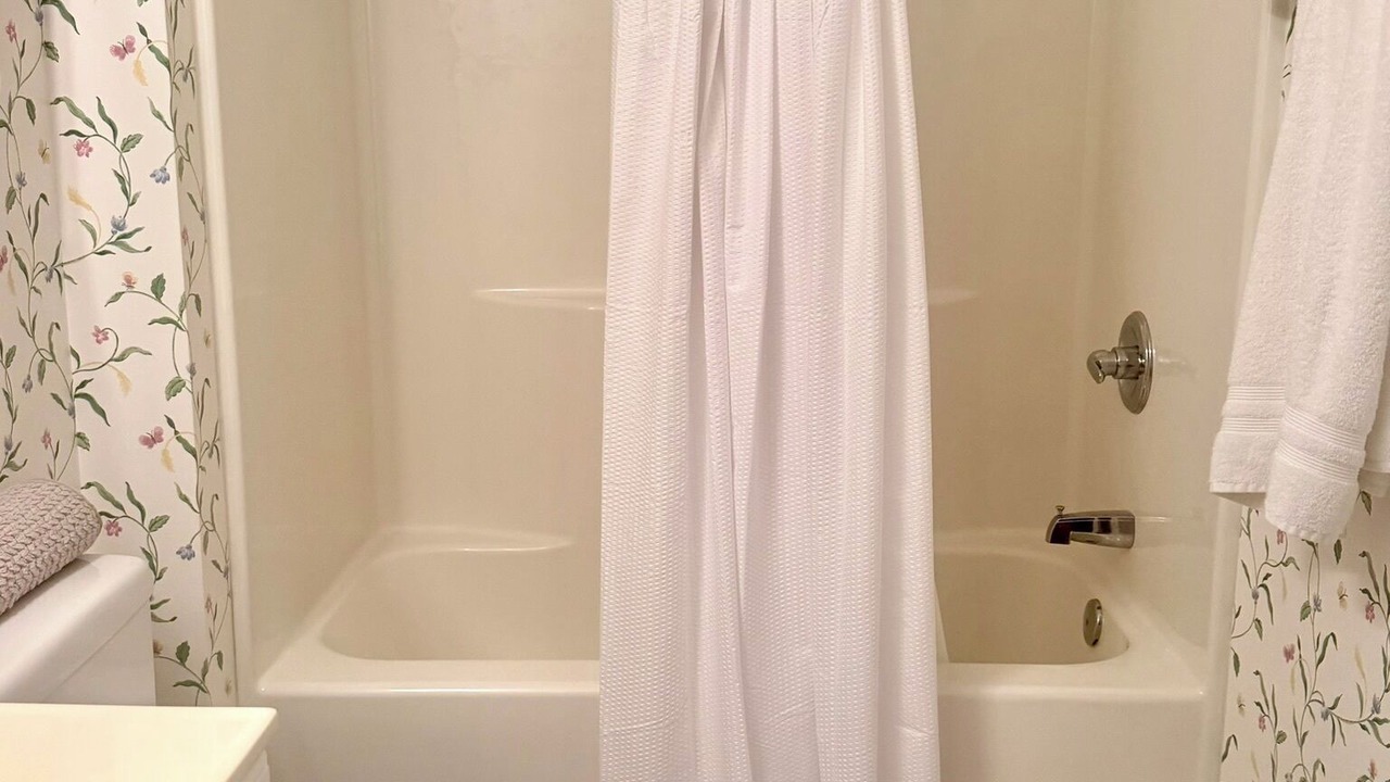 Photo of Bathroom in Sea Trail