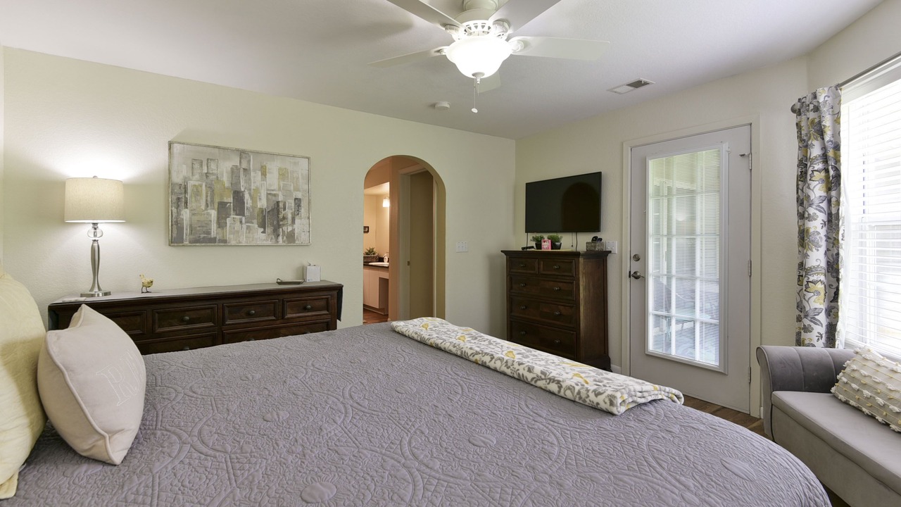 Photo of Bedroom in Branson