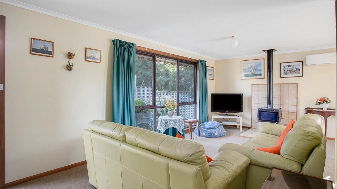 Photo of Livingroom in Encounter Bay