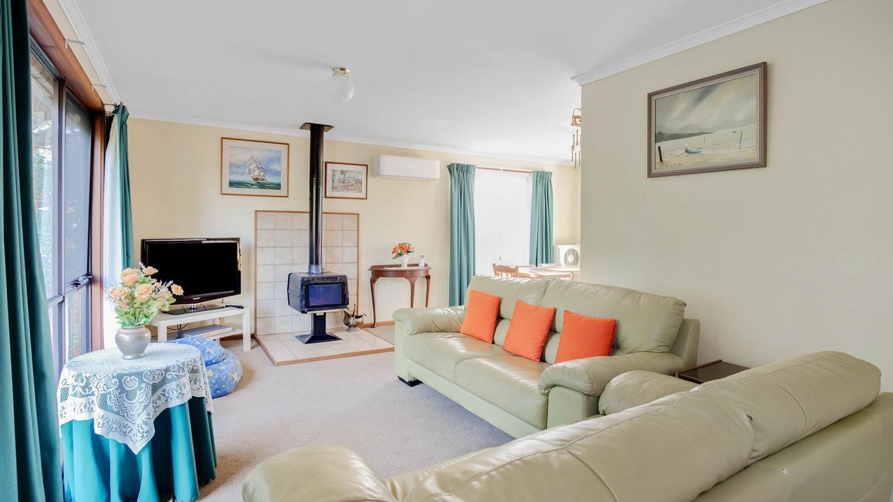 Photo of Livingroom in Encounter Bay