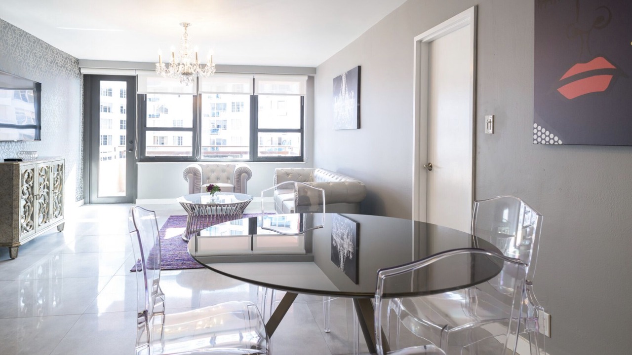 Photo of Others in Mid Beach