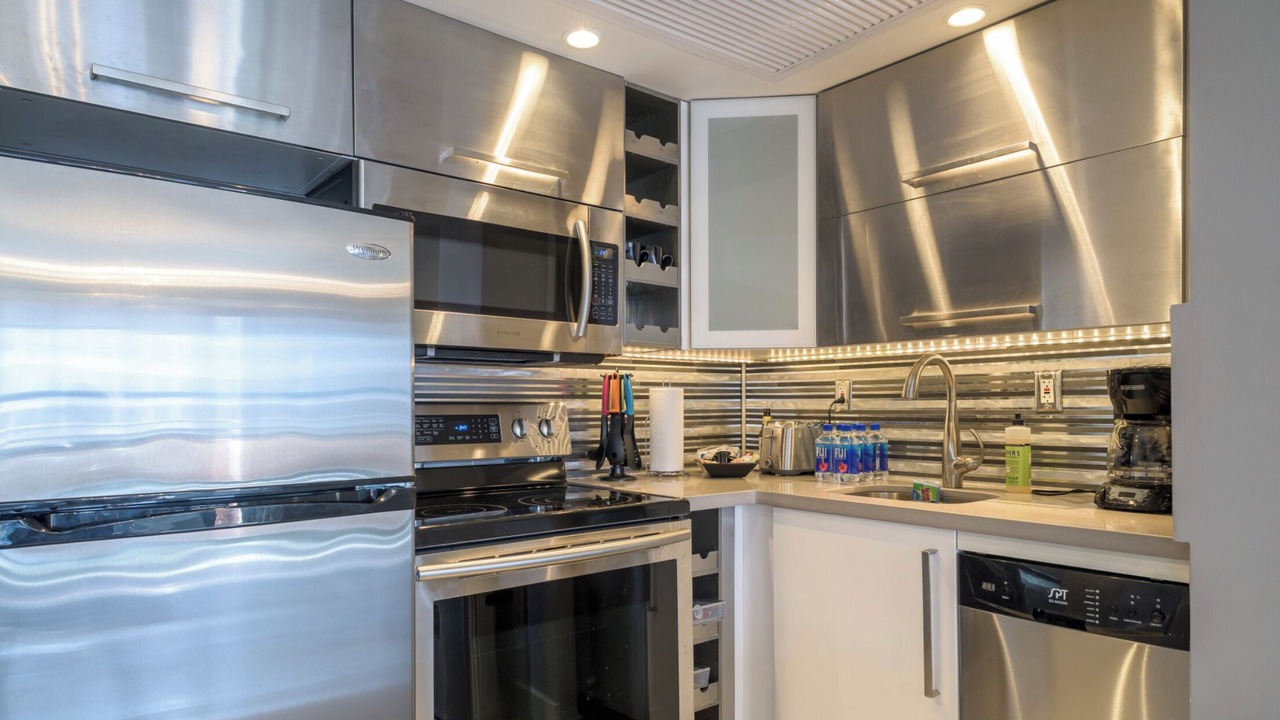 Photo of Others in Mid Beach