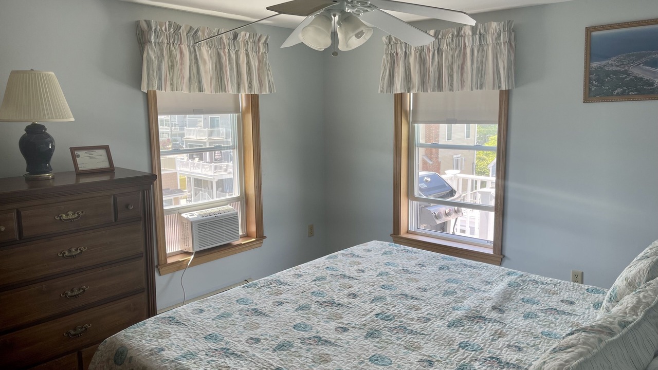 Photo of Bedroom in York Beach