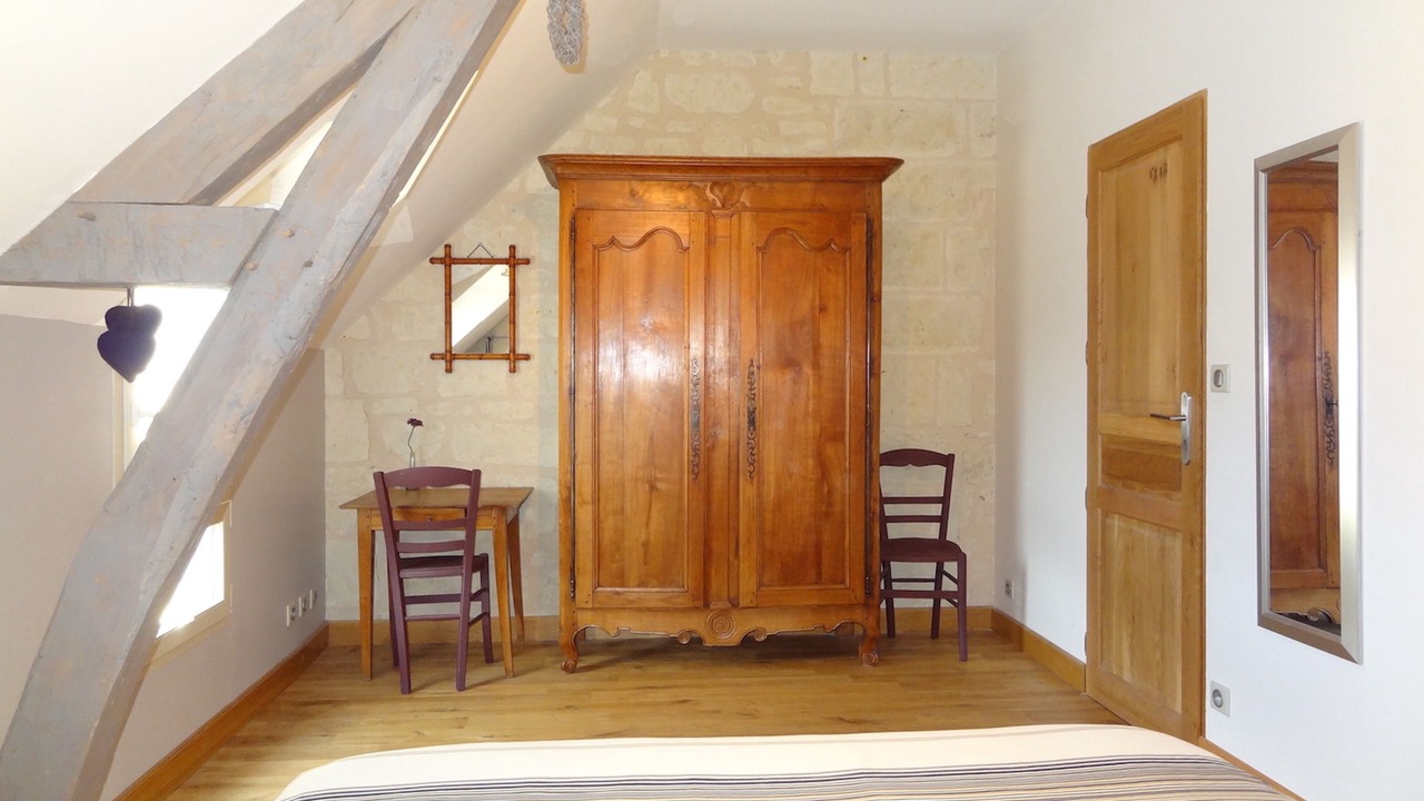 Photo of Bedroom in Avoine