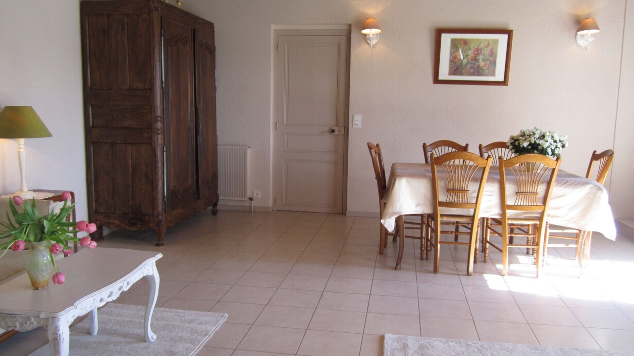 Photo of Others in Montferrer