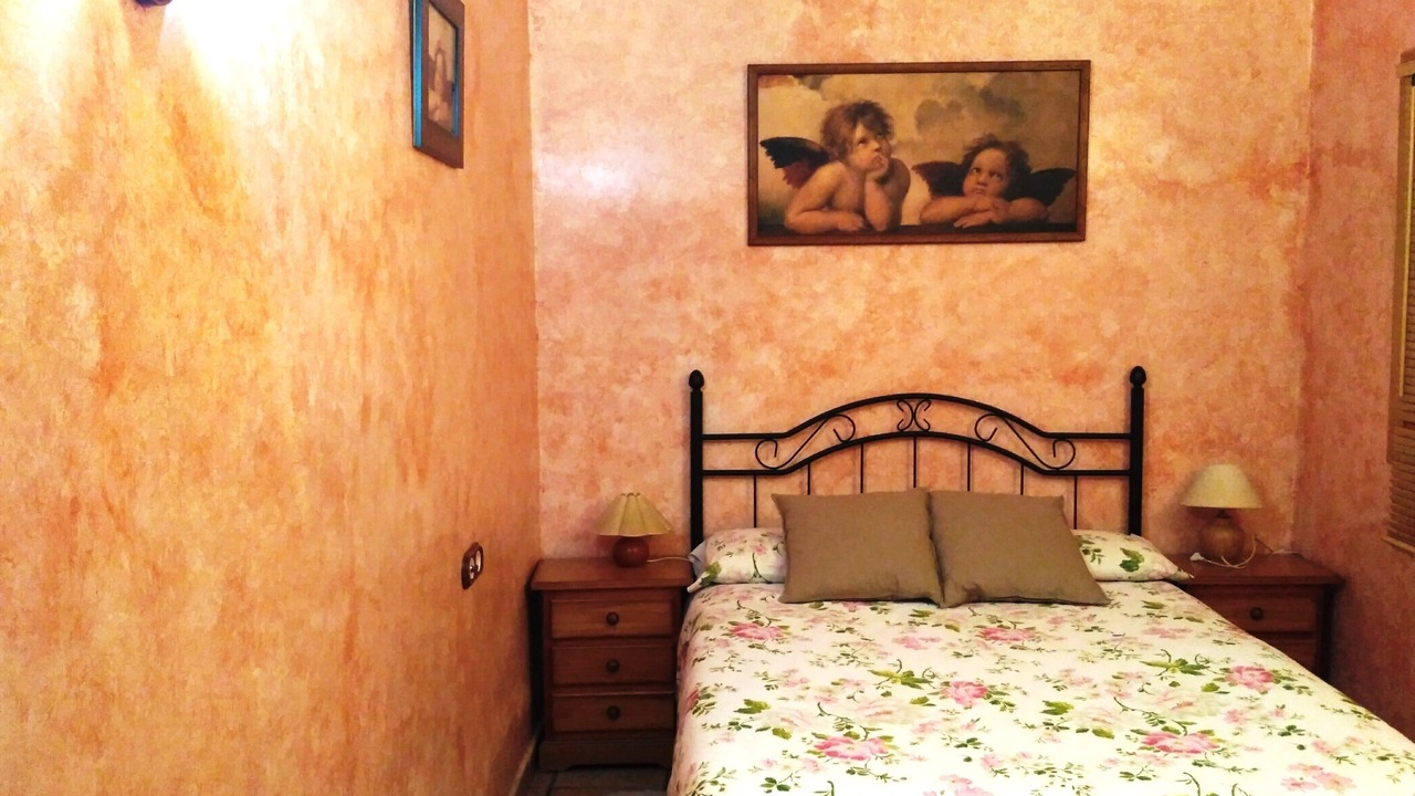 Photo of Bedroom in Angues