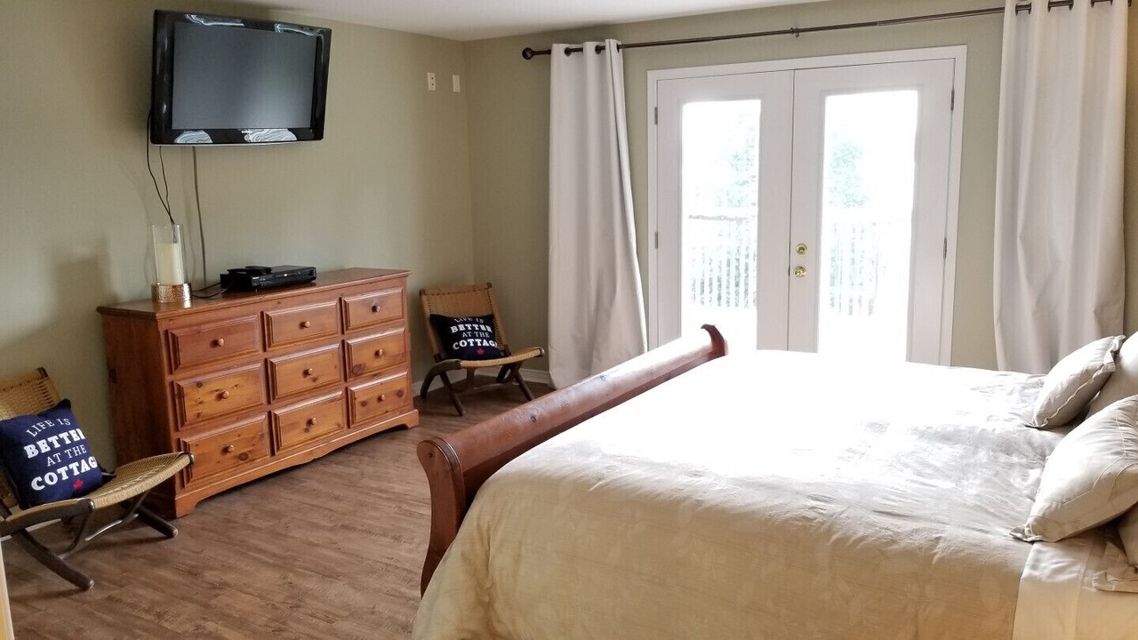 Photo of Bedroom in Frontenac