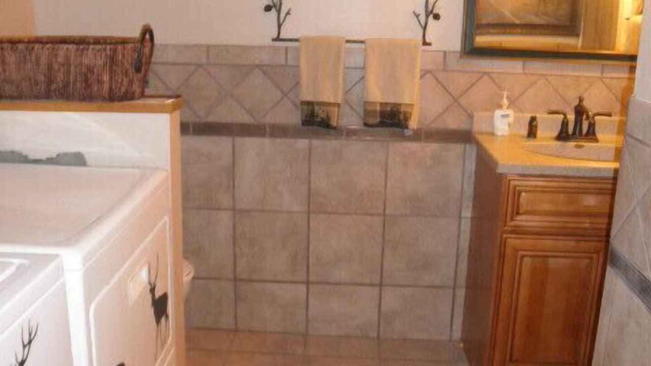 Photo of Bathroom in Babbitt