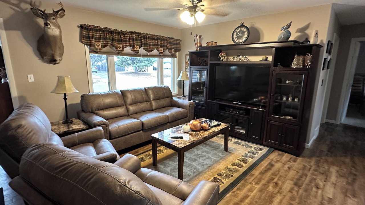 Photo of Livingroom in Babbitt