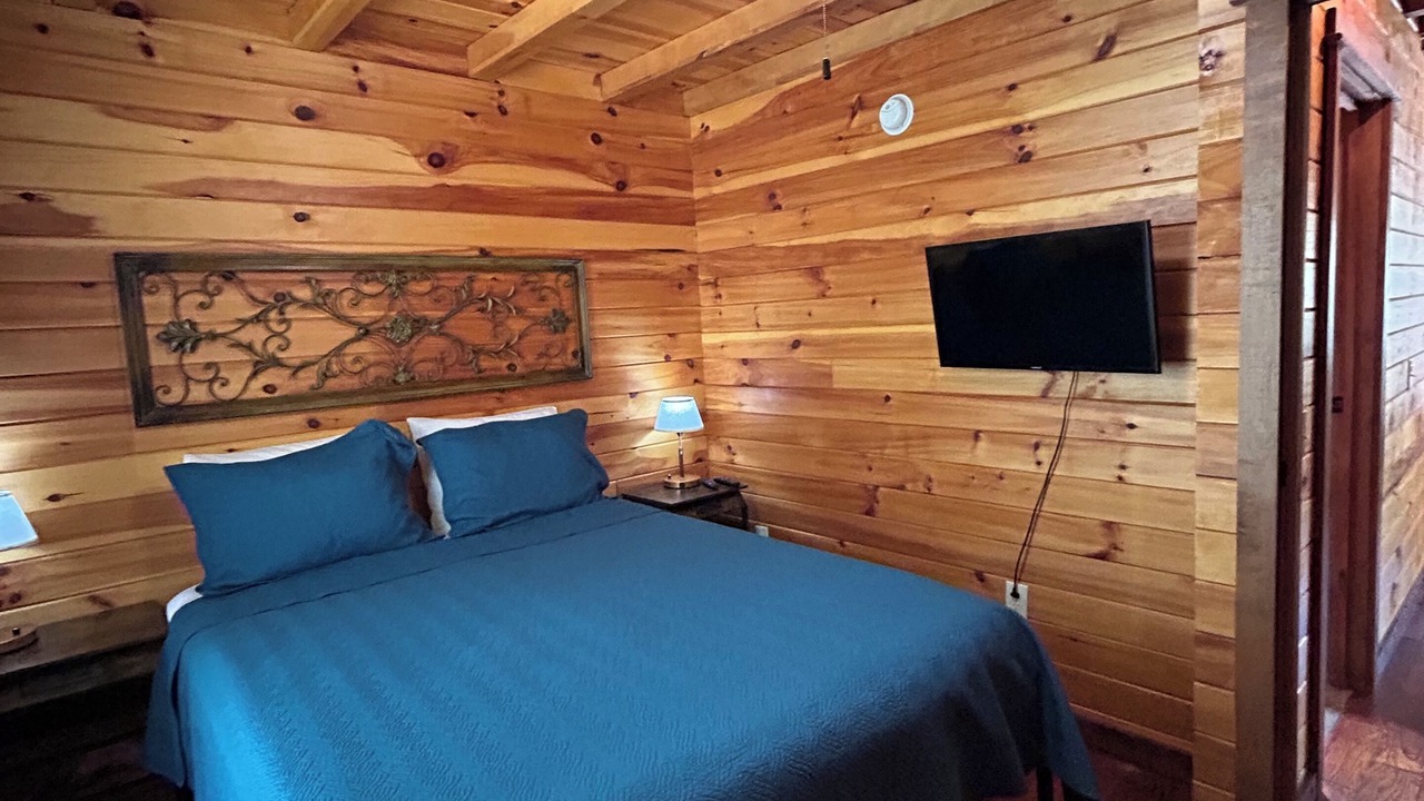 Photo of Bedroom in Blowing Rock