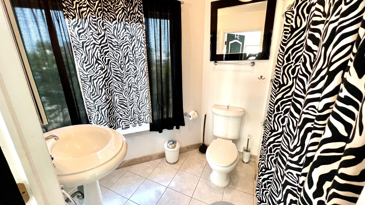 Photo of Bathroom in Loveladies
