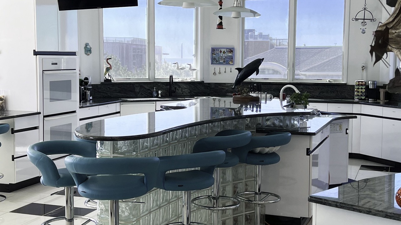 Photo of Bedroom in Loveladies