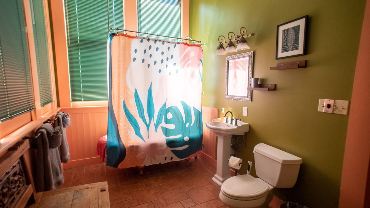 Photo of Bathroom in Bywater