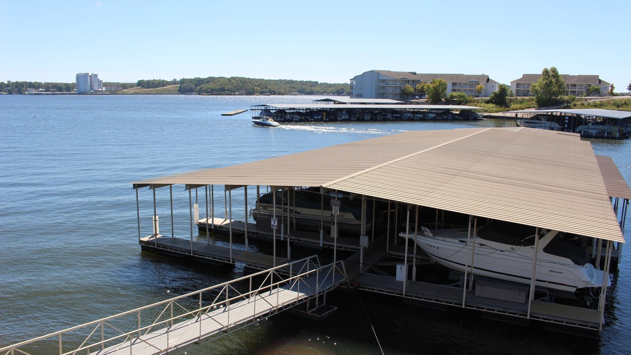 Photo of Others in Village of Four Seasons