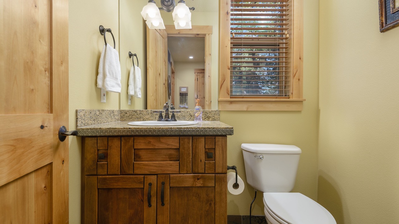 Photo of Bedroom in Sunriver