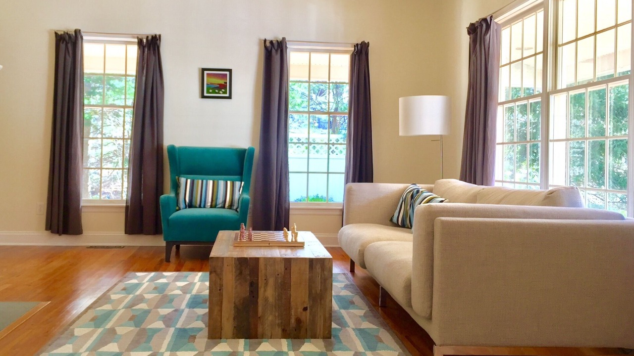 Photo of Livingroom in Cutchogue