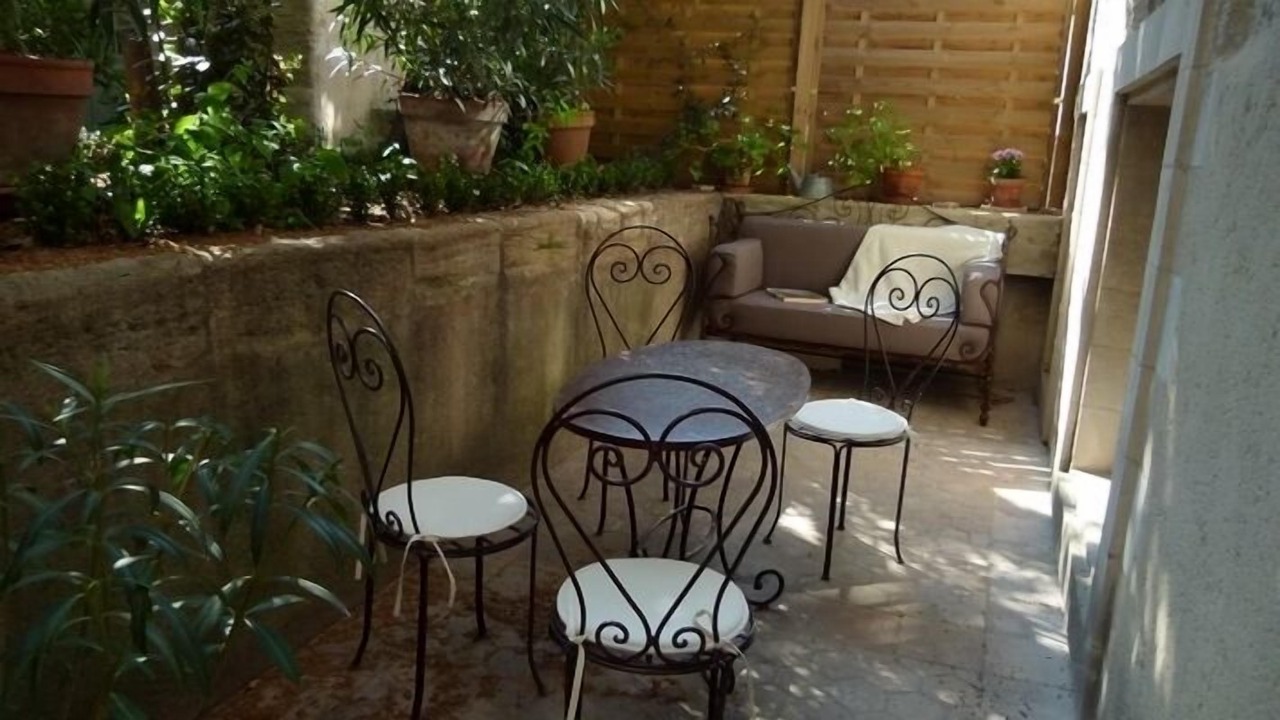 Photo of Outdoor in Avignon City Centre