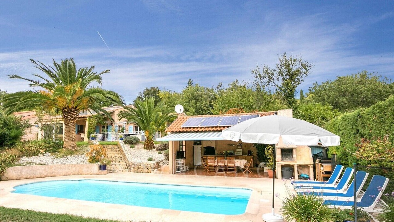 Photo of Outdoor in La Roquebrussanne