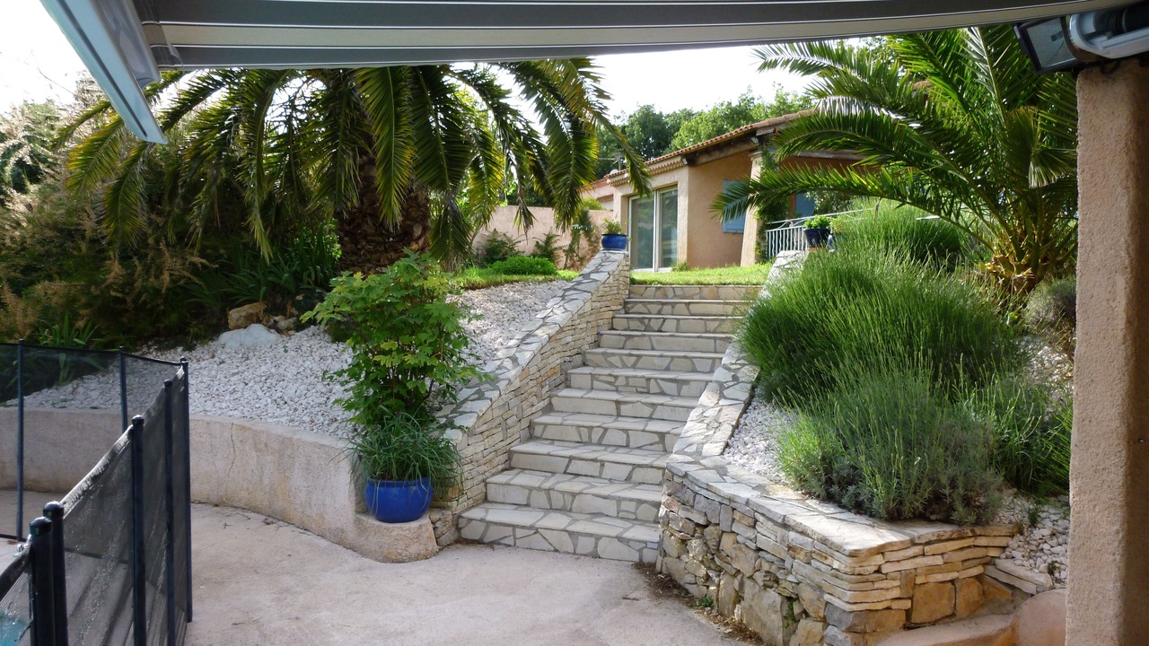 Photo of Outdoor in La Roquebrussanne