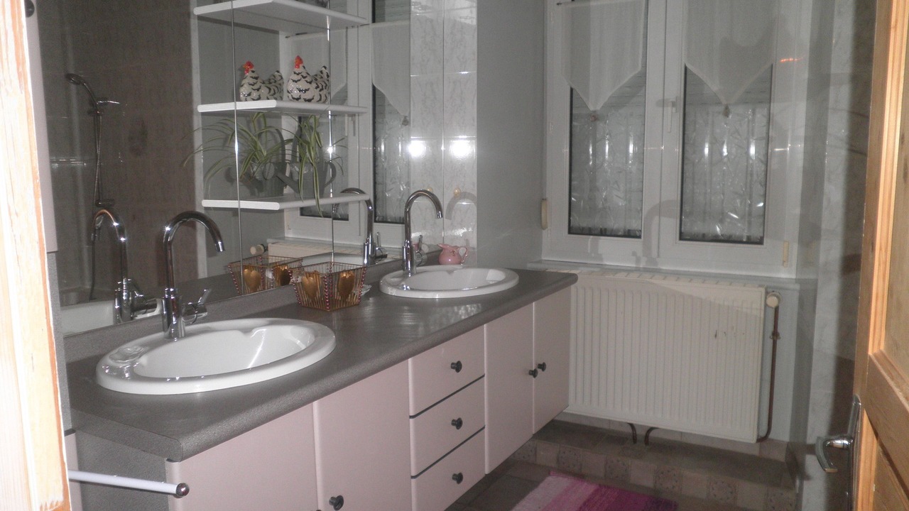 Photo of Bathroom in Longevilles-Mont-d'Or