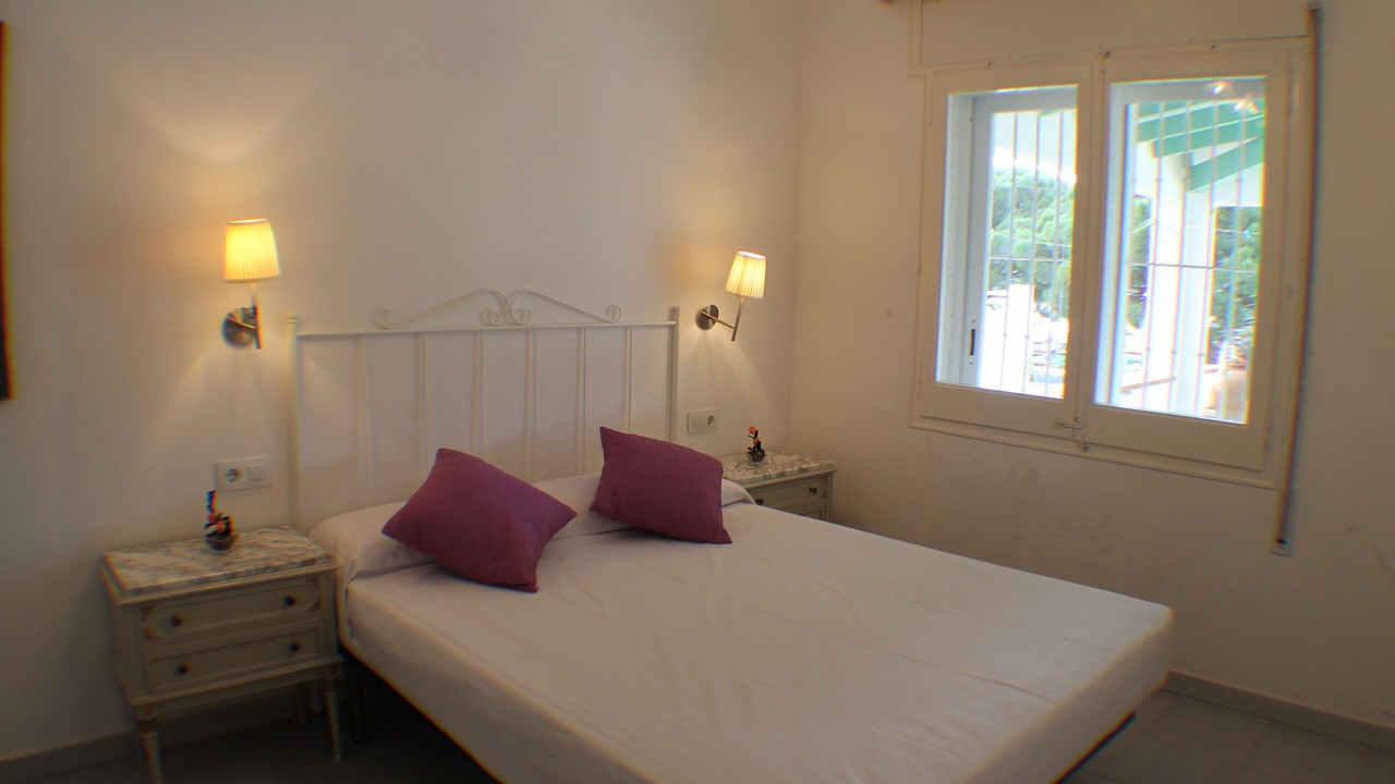 Photo of Bedroom in Roses Town Center