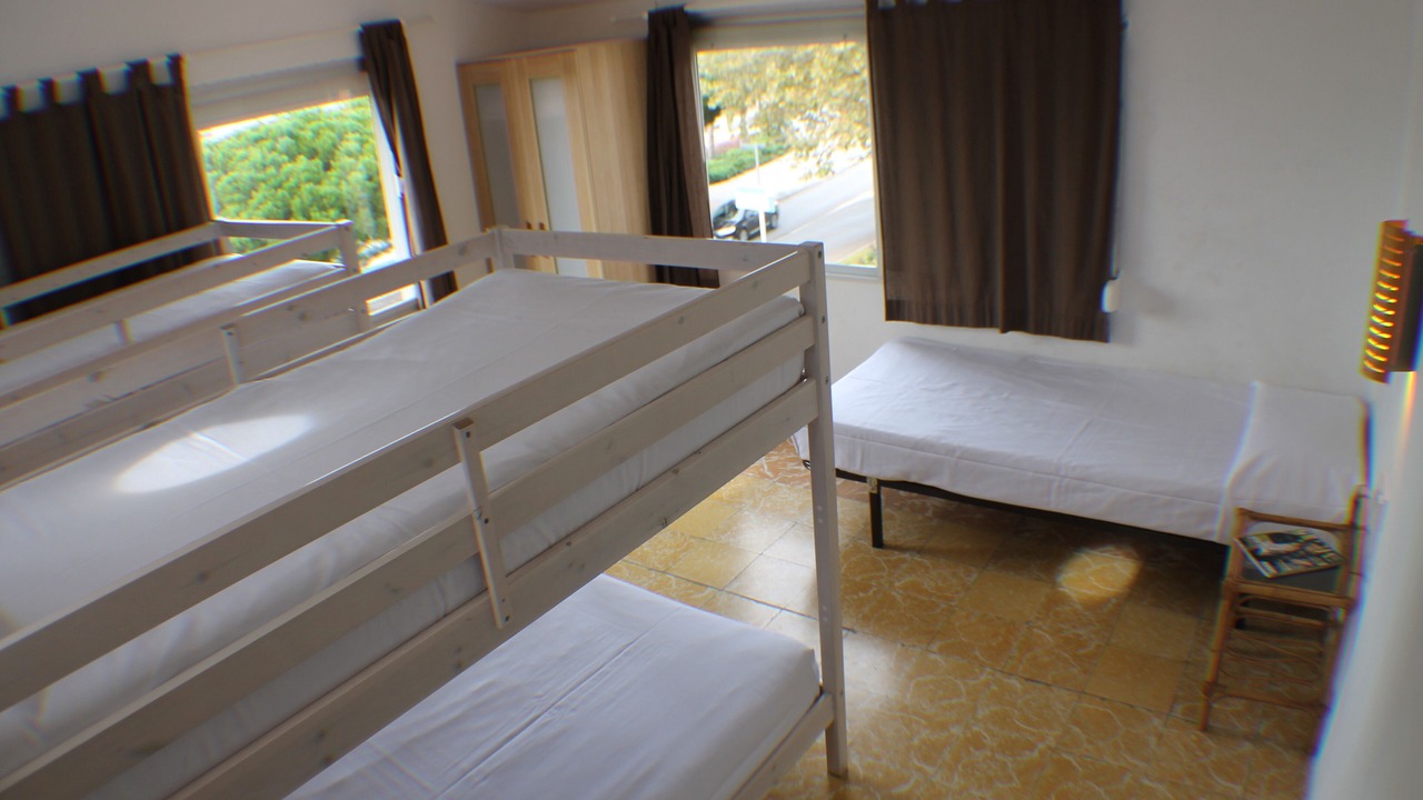 Photo of Bedroom in Roses Town Center