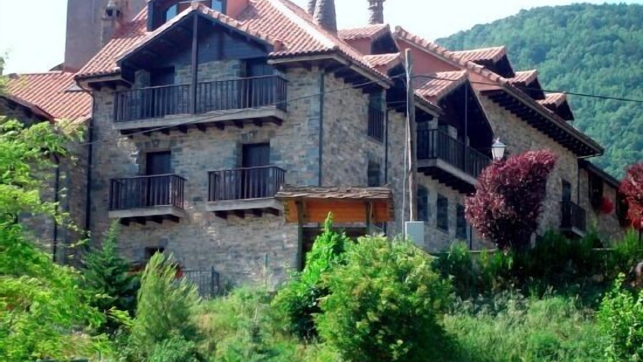 Photo of Outdoor in Gavin