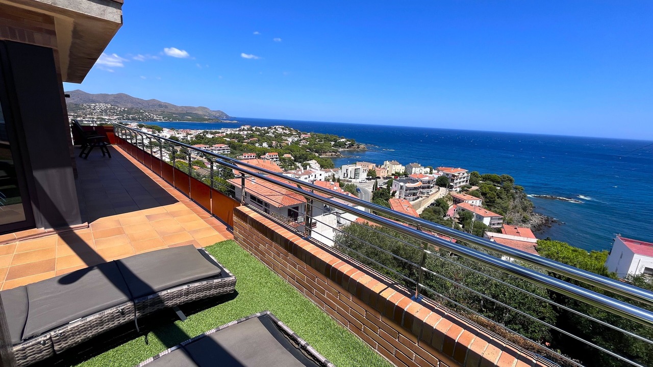 Photo of Outdoor in Llanca