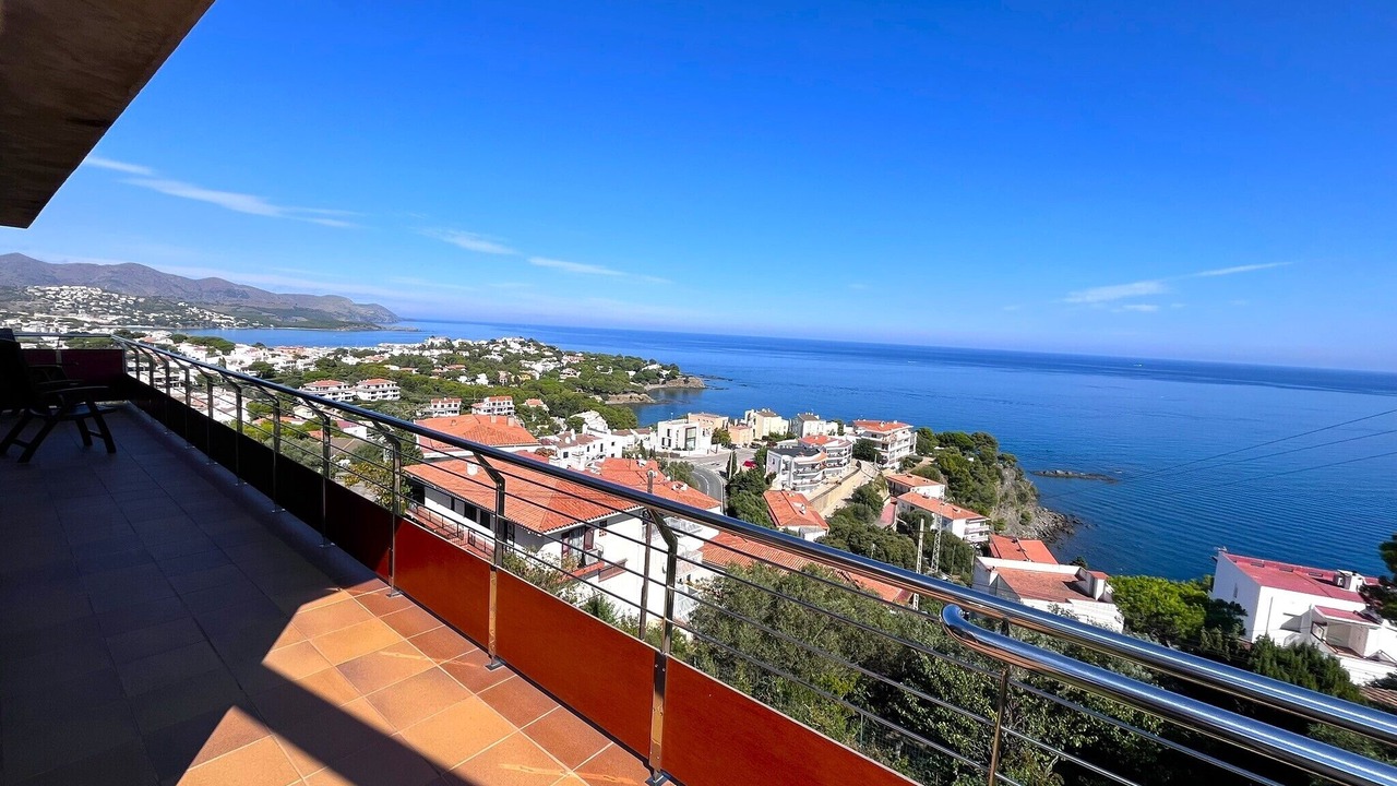 Photo of Outdoor in Llanca