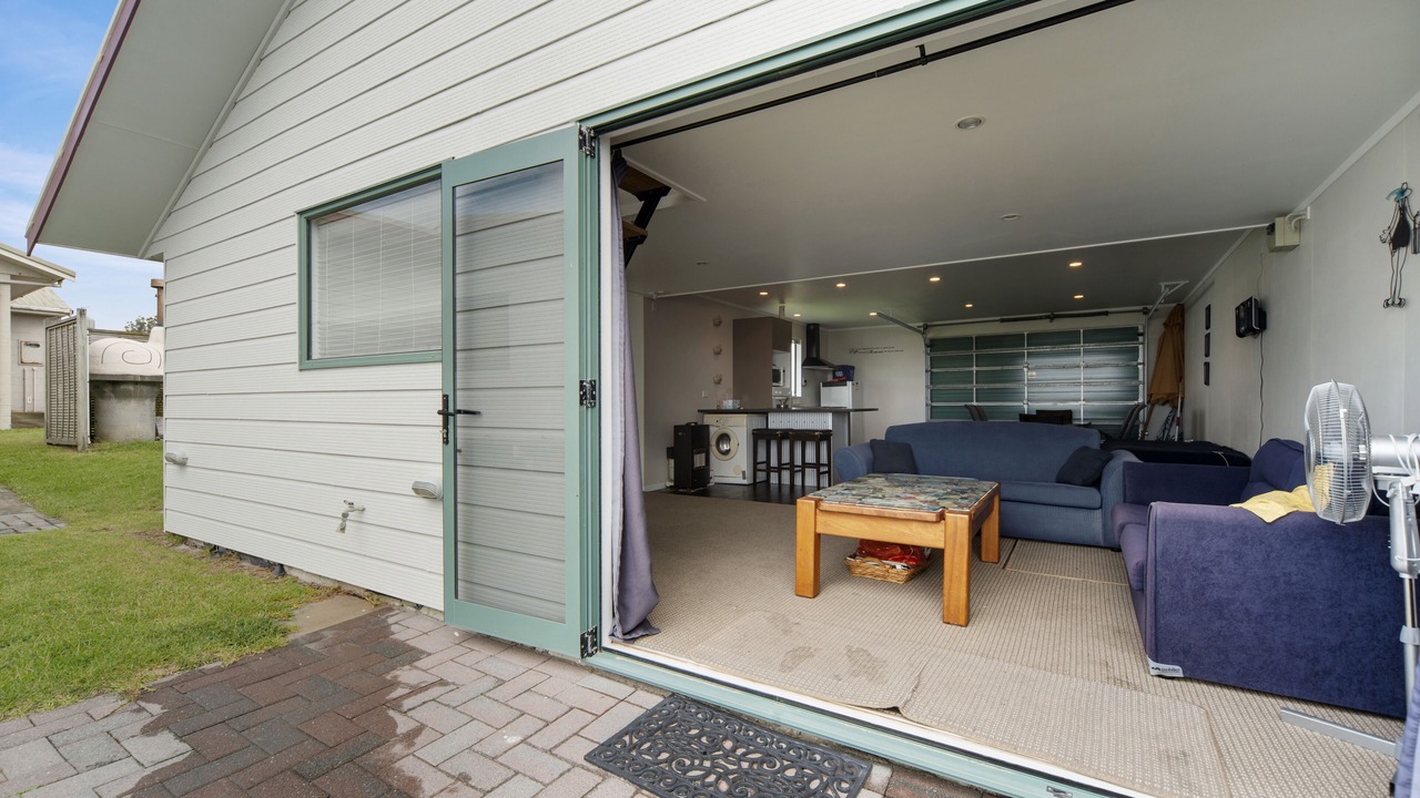 Photo of Patio Balcony in Pukehina