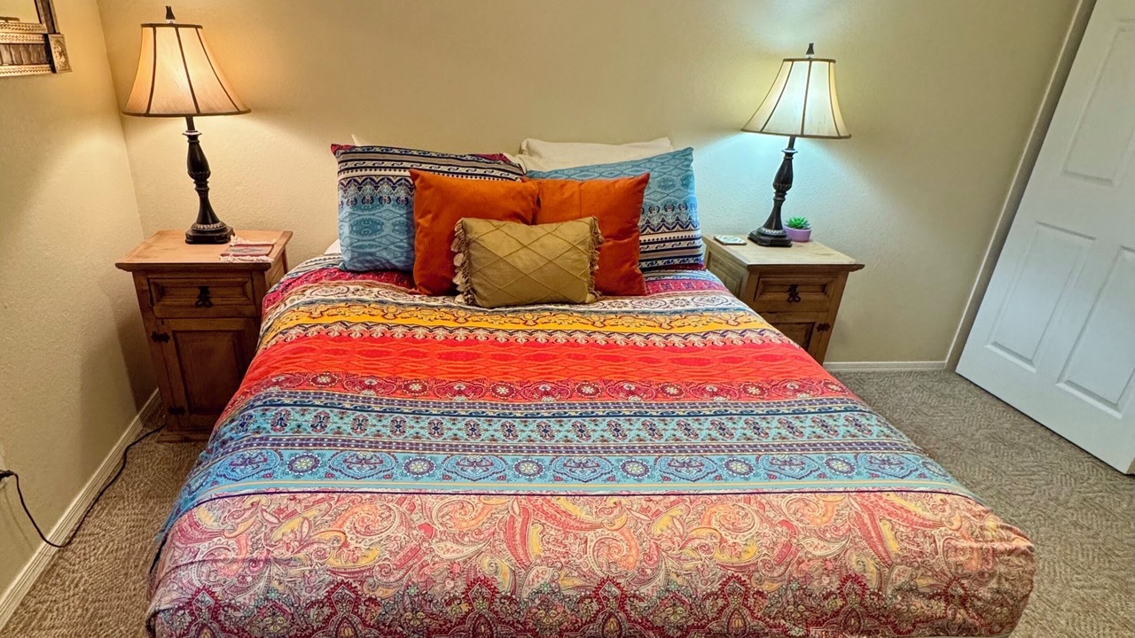 Photo of Bedroom in Monarch
