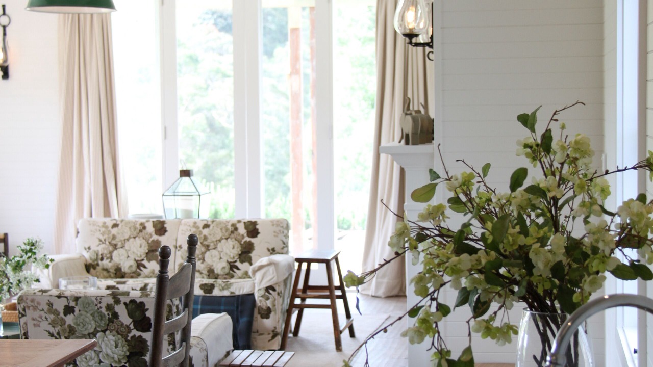 Photo of Others in Red Hill