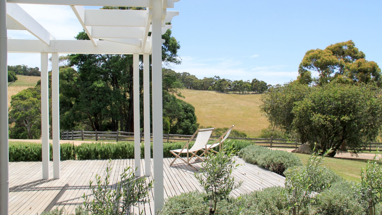 Photo of Others in Red Hill