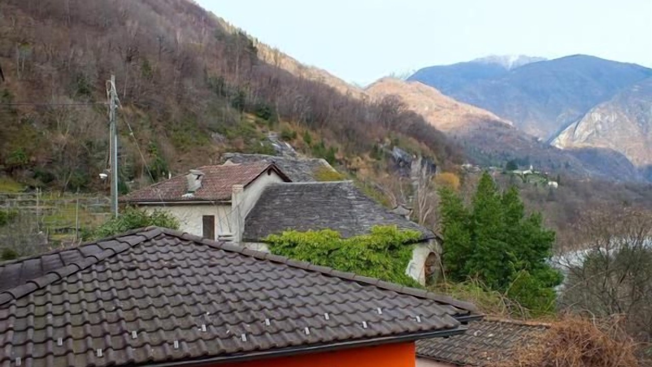 Photo of Others in Intragna