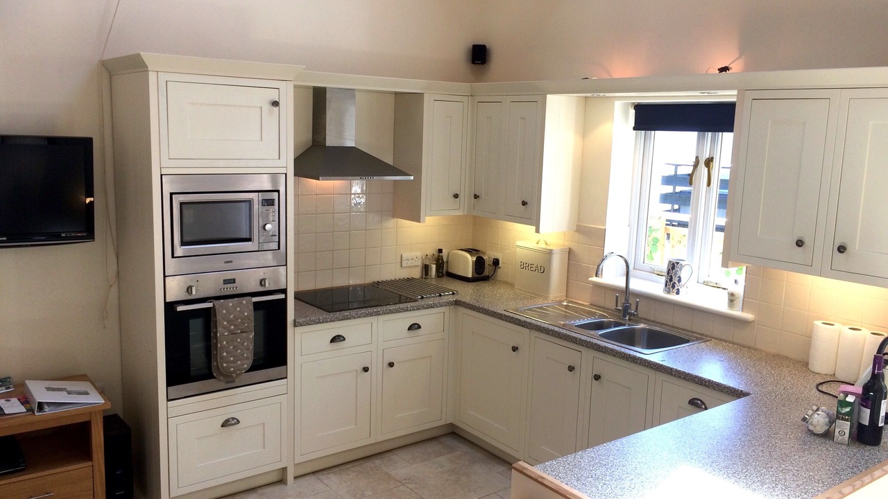 Photo of Kitchen in Helford Passage
