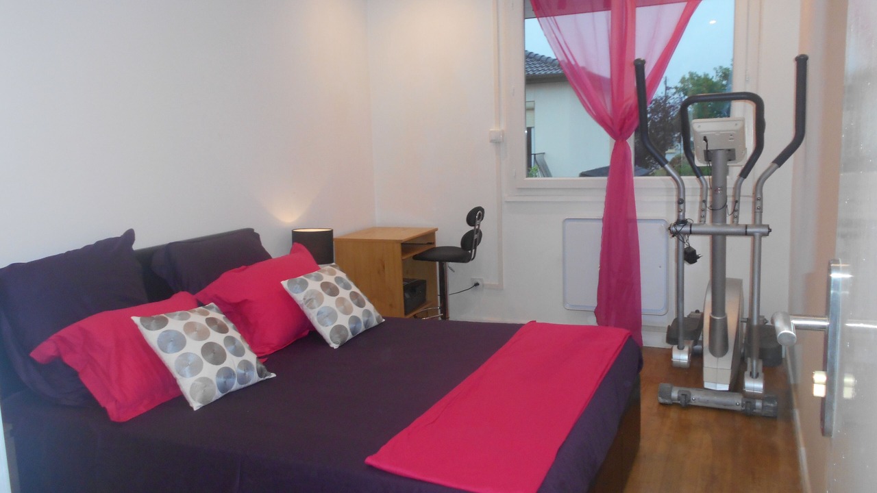 Photo of Bedroom in Meyzieu