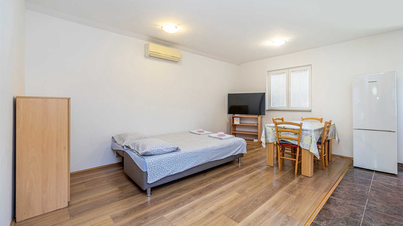 Photo of Bedroom in Linardici