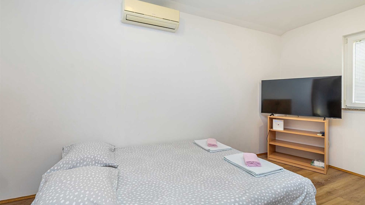 Photo of Bedroom in Linardici