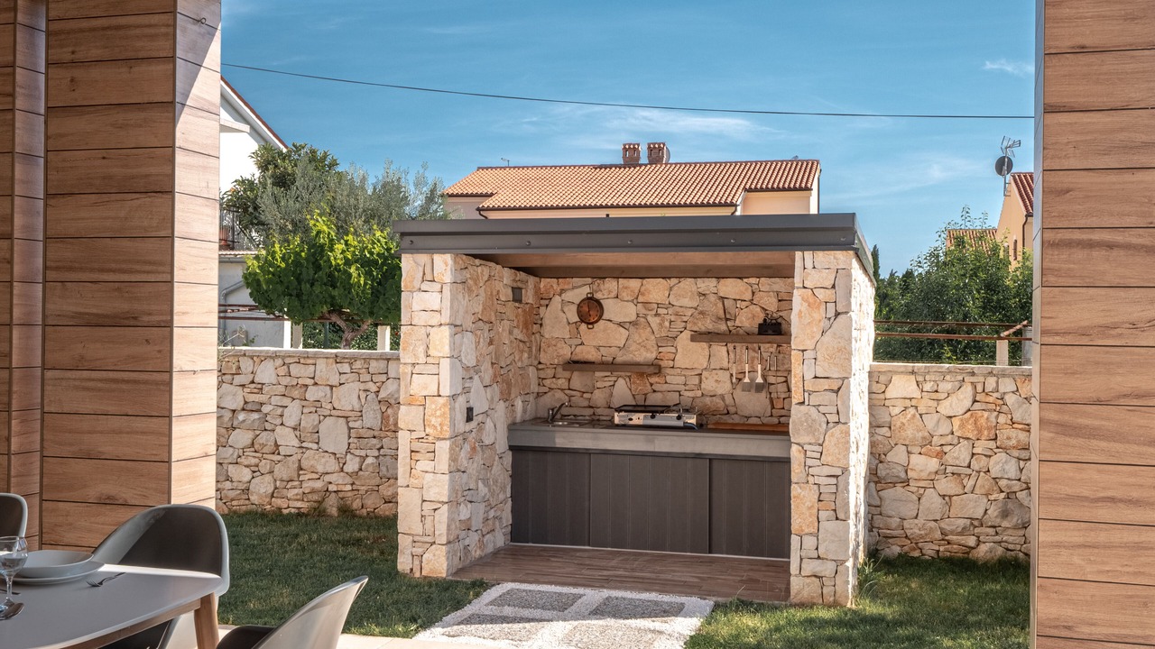 Photo of Outdoor in Segotici