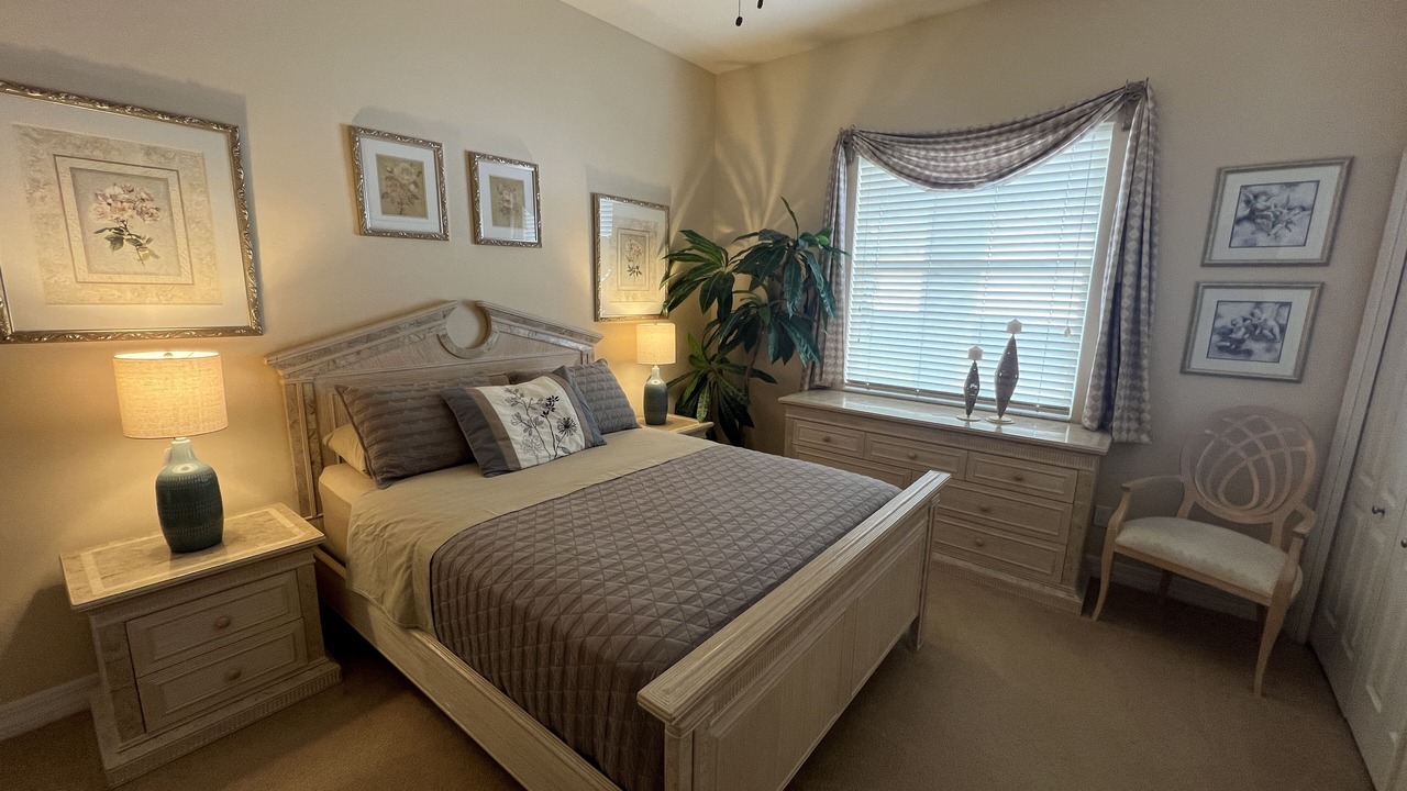 Photo of Bedroom in Caloosahatchee